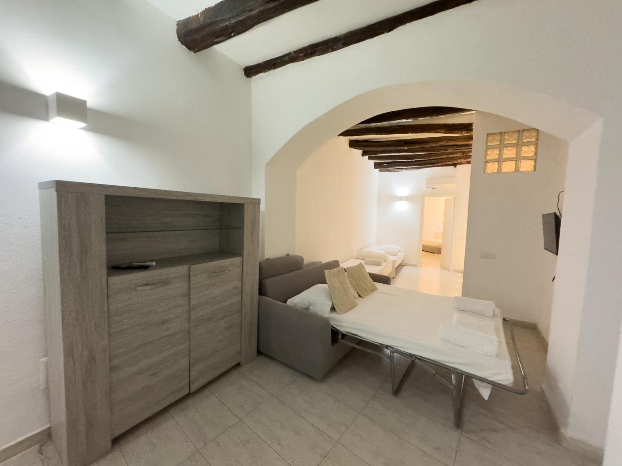 Bacans - Vico Collegio At Marina Apartment